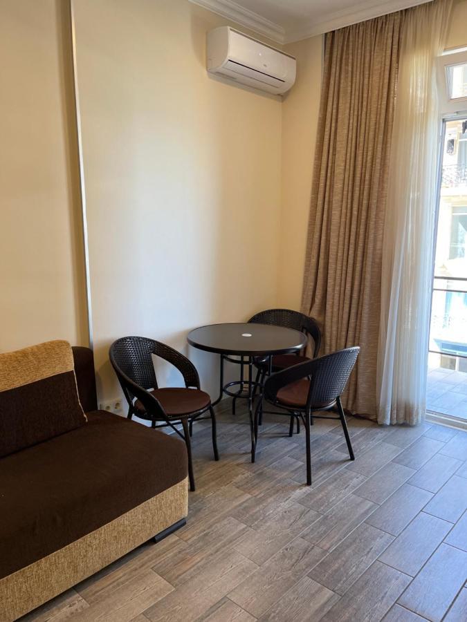 Apartments Kristo Batumi Ngoại thất bức ảnh